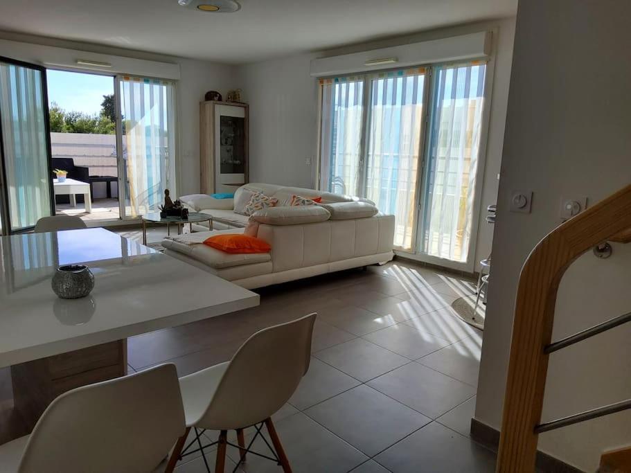 Magnifique Rooftop Duplex Climatise Familial, Aux Arceaux Монпелие Екстериор снимка
