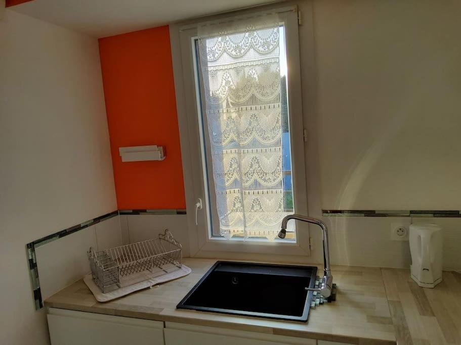 Magnifique Rooftop Duplex Climatise Familial, Aux Arceaux Монпелие Екстериор снимка